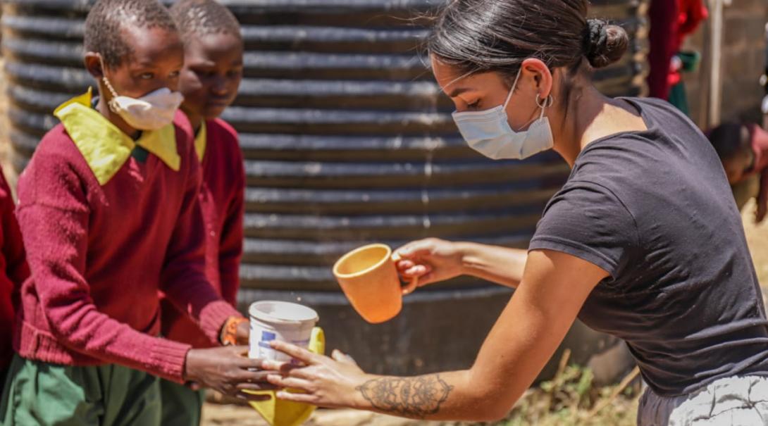 A female volunteer in Africa