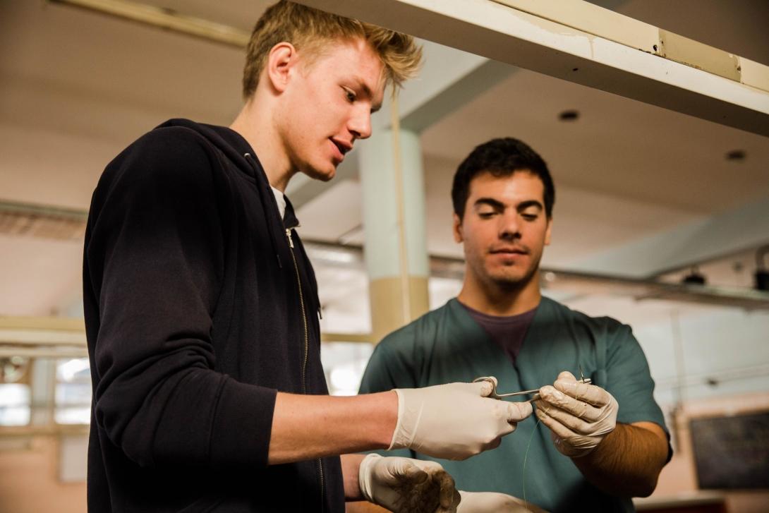 A medical intern on a Medical and Spanish course in Argentina learns how to suture. 