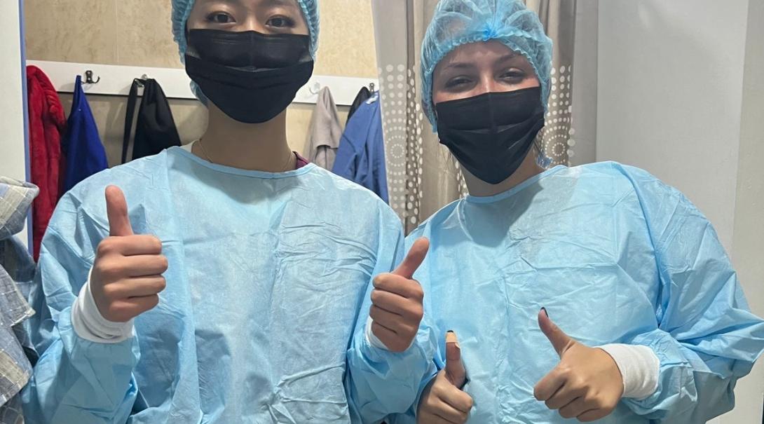 Pre-Med interns in Peru