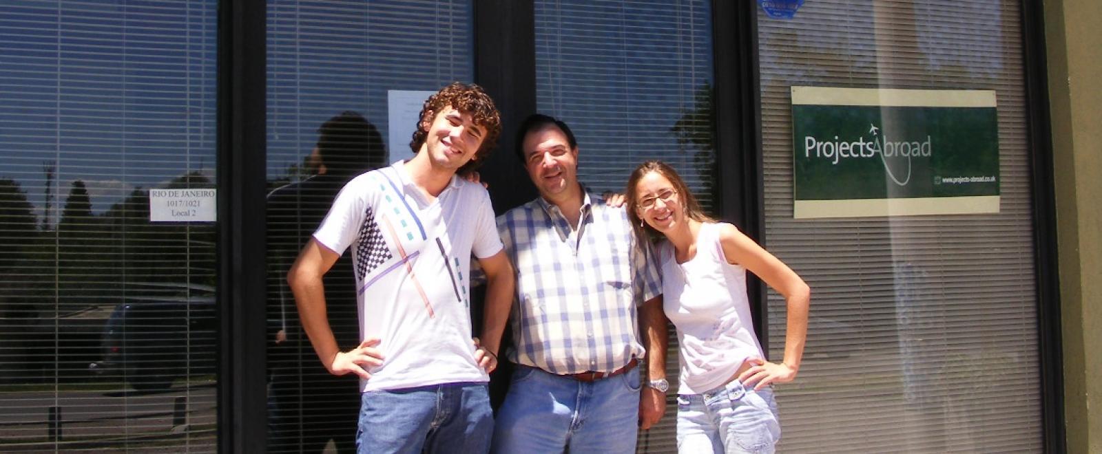 Projects Abroad volunteers in Argentina arrive at the office.