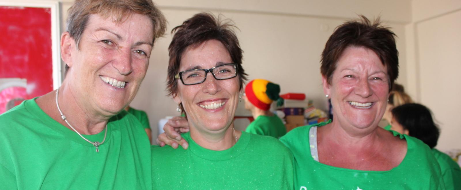 Projects Abroad volunteers take a group photo during a senior volunteer vacation