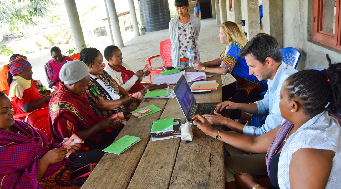 Women’s Empowerment volunteers assist locals starting up their businesses in Tanzania.