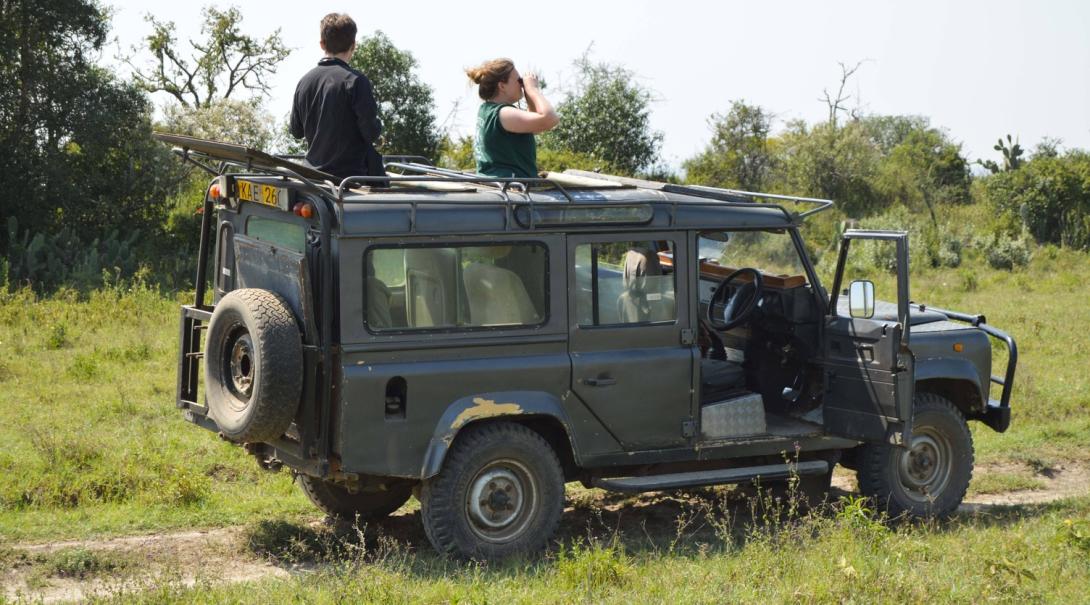 Projects Abroad volunteers completing a census in one of our bucket list destinations: Kenya