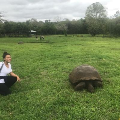 Melike O in Ecuador